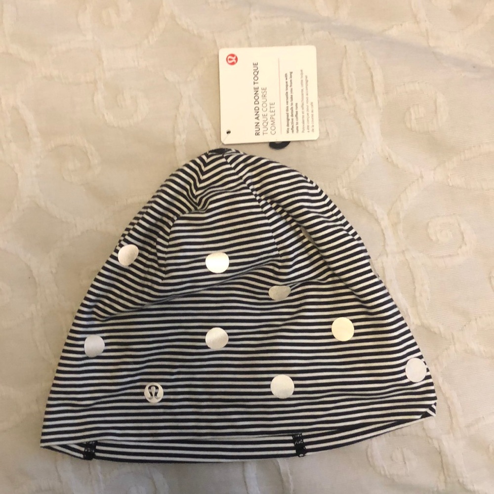 Lululemon running beenie